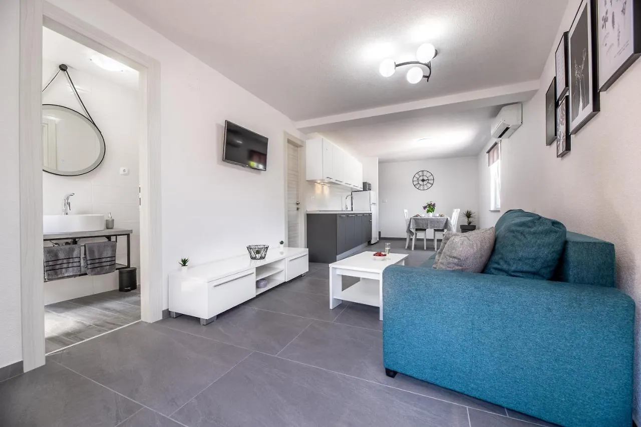 La Terza Villa Milohnici