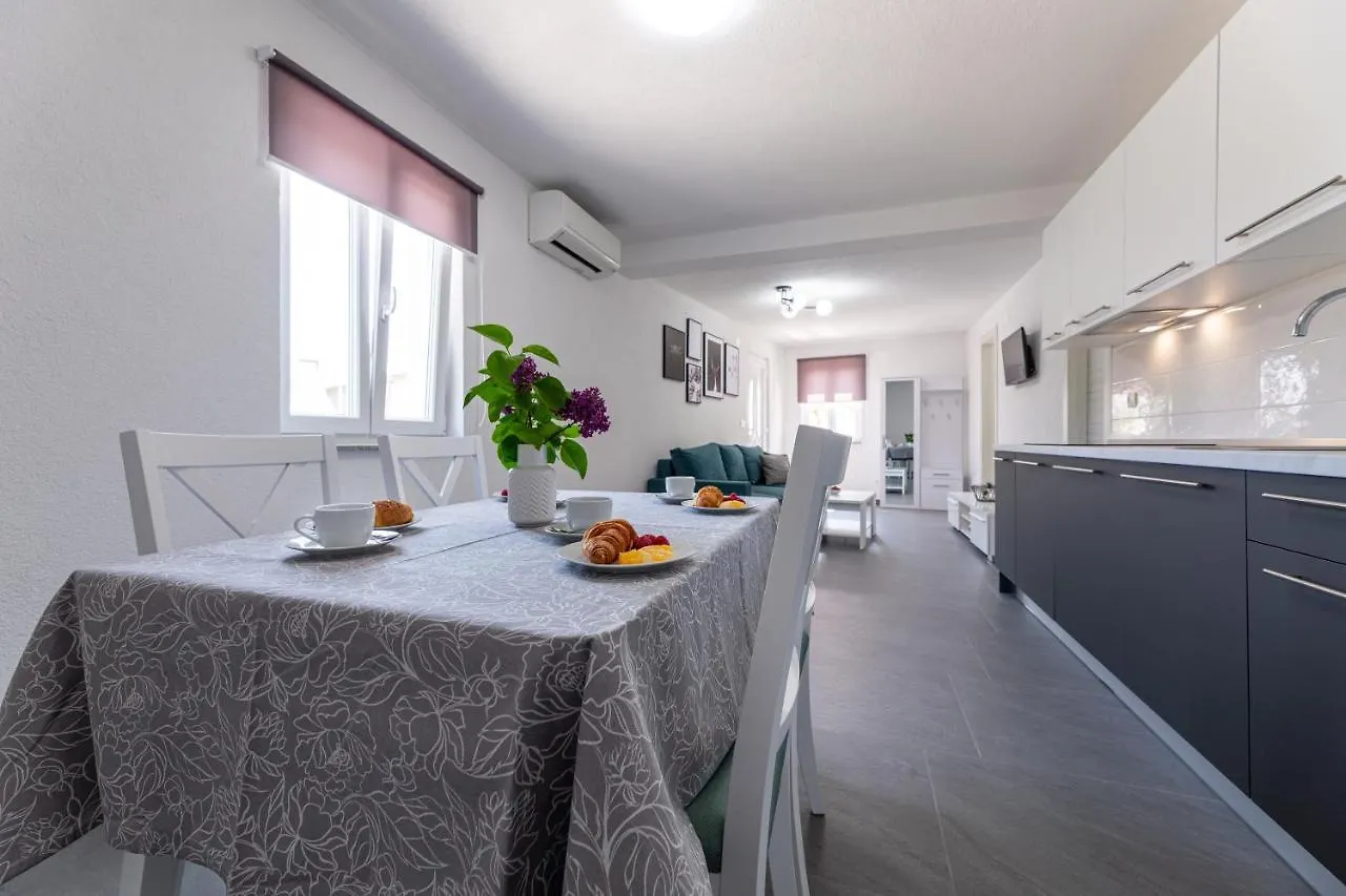 La Terza Villa Milohnici